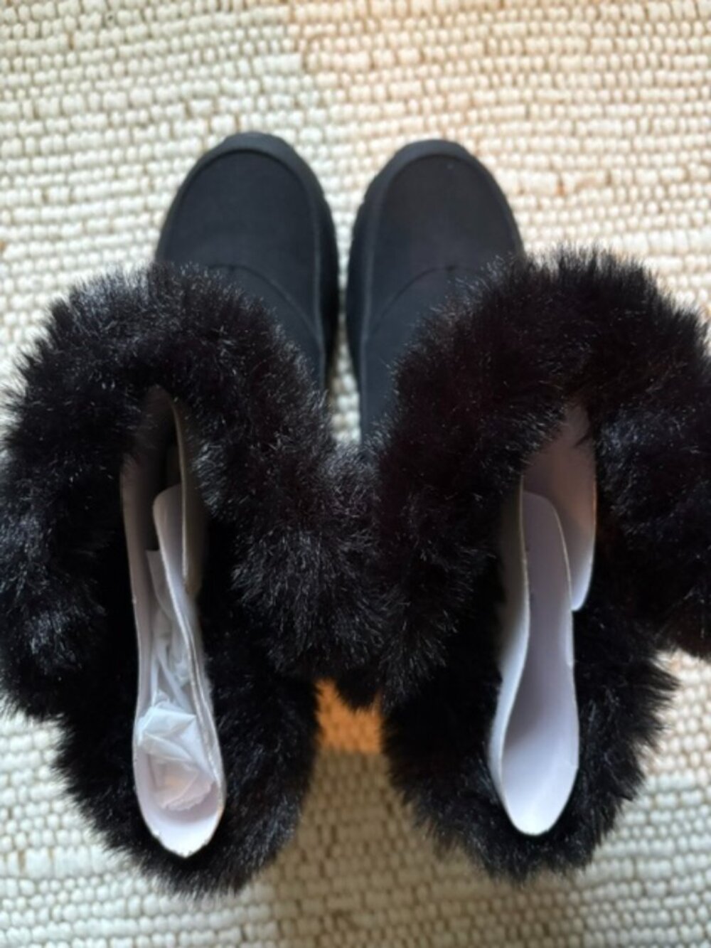 Elegant Black Faux Fur Winter Boots – Cozy Cold Weather Footwear